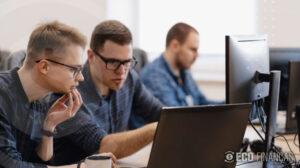 Guia Completo para Escolher o Melhor Curso para sua Carreira